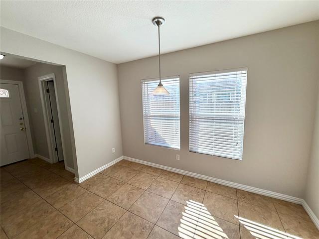 2339 Bloomfield Dr in Arlington, TX - Building Photo - Building Photo