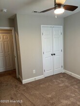 511 Stone Crab Ln in Sneads Ferry, NC - Building Photo - Building Photo