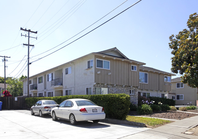 1608 Queen Charlotte Dr in Sunnyvale, CA - Building Photo - Building Photo