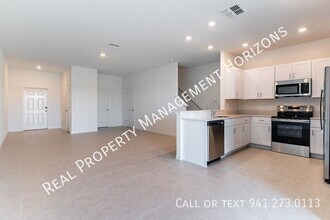 10931 65th Ter E in Palmetto, FL - Building Photo - Building Photo