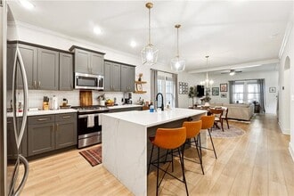 951 Longley Ave NW in Atlanta, GA - Building Photo - Building Photo