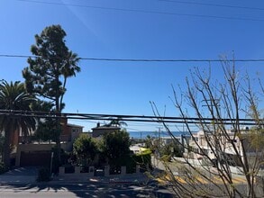 1734 Prospect Ave in Hermosa Beach, CA - Building Photo - Building Photo