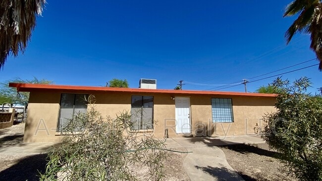 700 W Calle Colado in Tucson, AZ - Building Photo - Building Photo