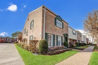 6364 Briar Rose Dr in Houston, TX - Building Photo - Building Photo