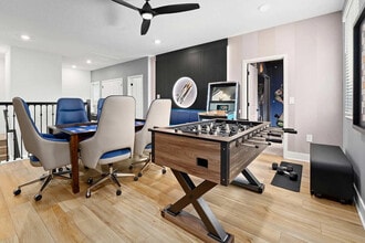 5659 Asterisk Ave in Orlando, FL - Building Photo - Building Photo