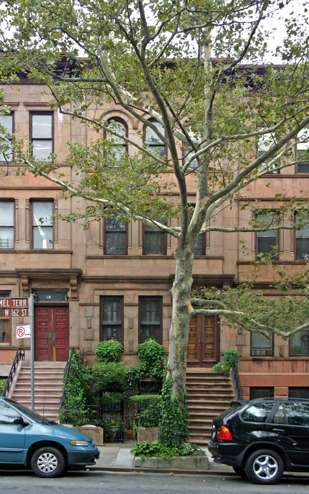 427 W 162nd St in New York, NY - Foto de edificio