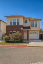 8811 Breezefield in San Antonio, TX - Building Photo