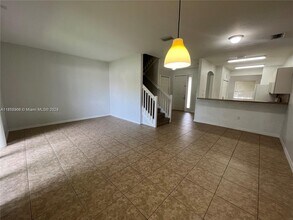 15269 SW 88th Terrace in Miami, FL - Building Photo - Building Photo