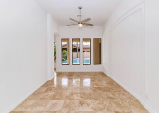 11139 E Cannon Dr in Scottsdale, AZ - Building Photo - Building Photo