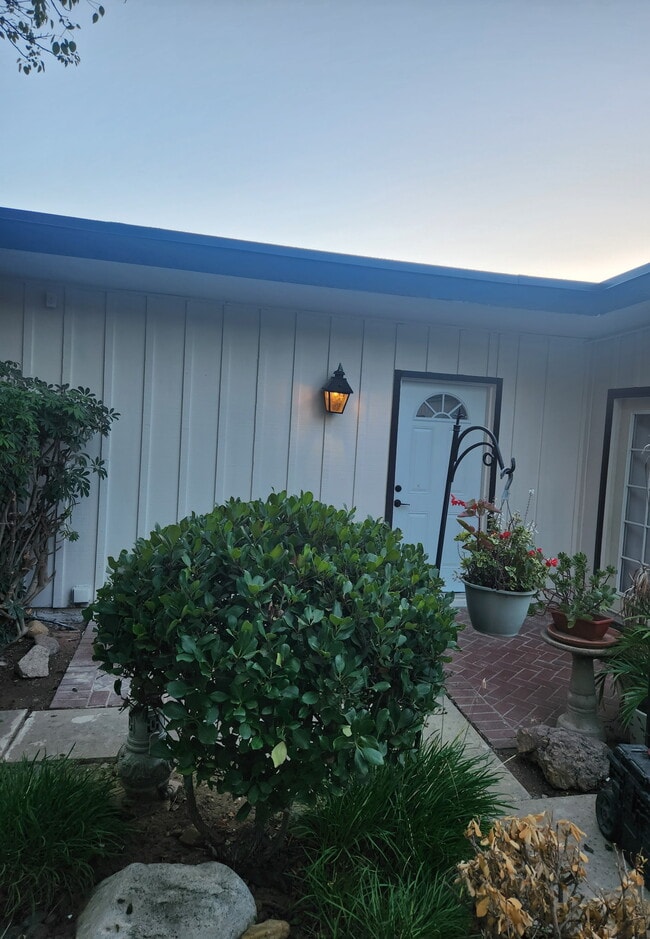 property at 7608 Buena Vista Dr