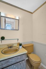 2950 Curling Ct in Palm Harbor, FL - Building Photo - Building Photo