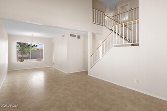23617 N 38th Ave in Glendale, AZ - Foto de edificio - Building Photo