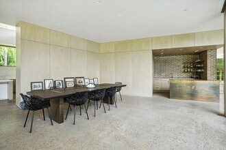 9 Pinehill Ln in Houston, TX - Building Photo - Building Photo