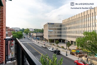 2210 Wisconsin Ave NW in Washington, DC - Building Photo - Building Photo