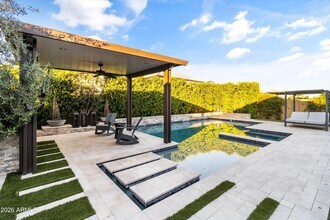 2278 E Warbler Rd in Gilbert, AZ - Building Photo - Building Photo