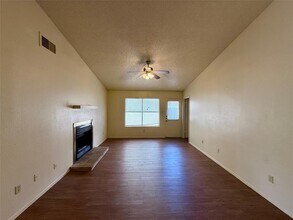 10611 Archdale Dr in Austin, TX - Building Photo - Building Photo