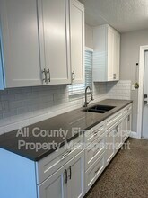 184 38th Ave SE in St. Petersburg, FL - Building Photo - Building Photo