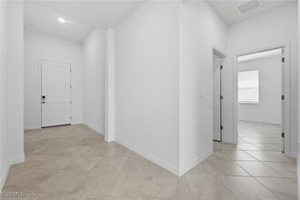 3984 Sweet Alyssum Ter in Alva, FL - Building Photo - Building Photo