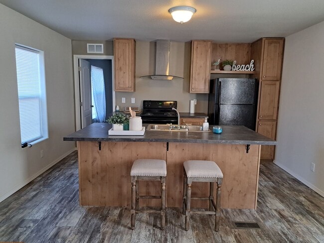 8711 Vince Rd NE in Moses Lake, WA - Building Photo - Building Photo