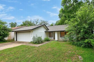 12316 Bainbridge Ln in Austin, TX - Building Photo - Building Photo
