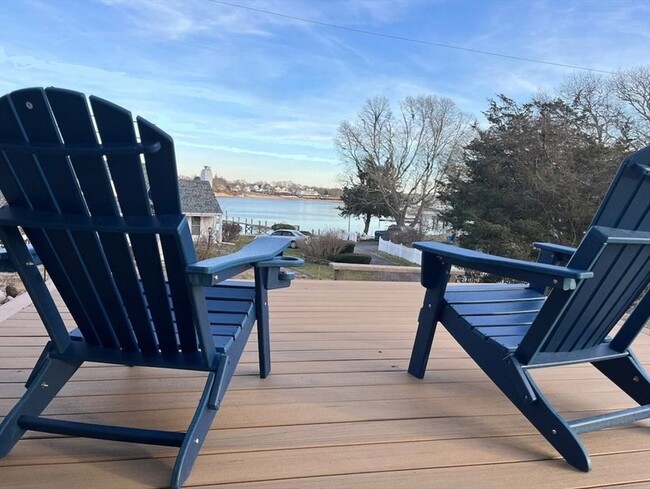 property at 16 Jefferson Shores Rd