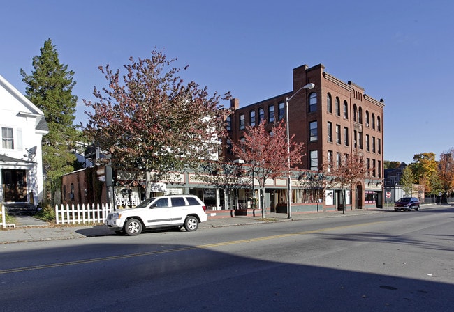 970 Main St in Worcester, MA - Foto de edificio - Building Photo