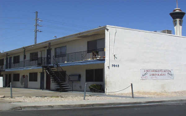 2645 Van Patten St in Las Vegas, NV - Building Photo - Building Photo