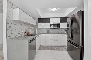 4310 Village Dr in Delray Beach, FL - Building Photo