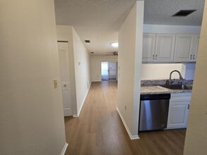 2955 Stillwell Ct in New Port Richey, FL - Building Photo - Building Photo