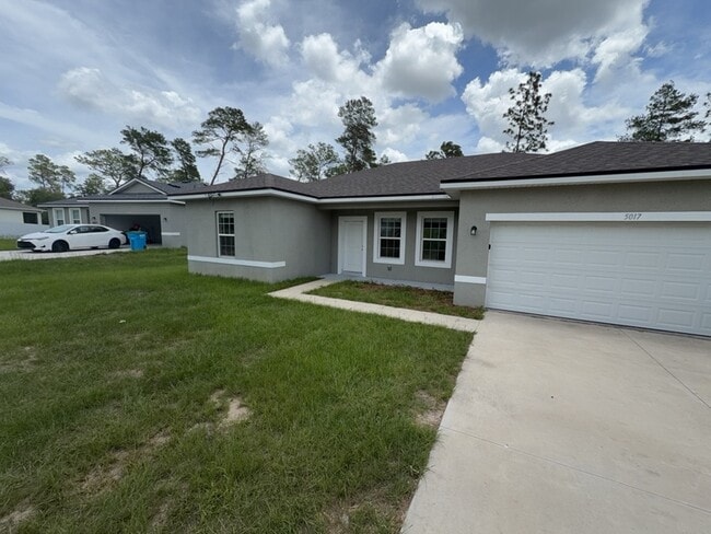 property at 5017 SW 165th Street Rd