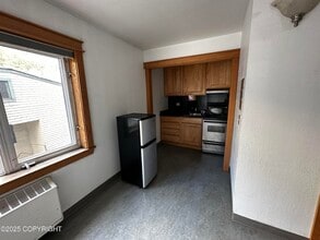 320 Bawden St in Ketchikan, AK - Building Photo - Building Photo