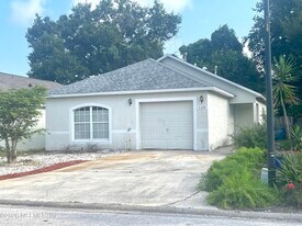 7329 Lawn Tennis Ln in Jacksonville, FL - Building Photo