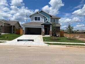 106 Crooked Trail in Bastrop, TX - Building Photo - Building Photo