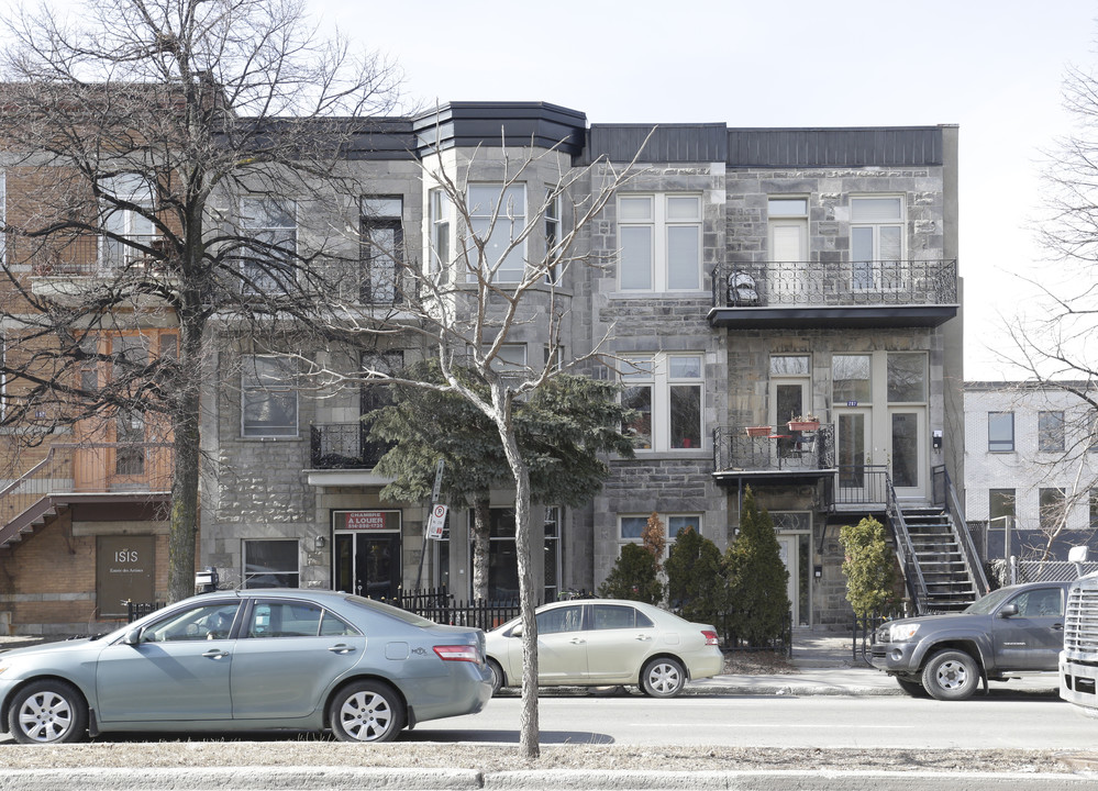 285 Saint-Joseph O in Montréal, QC - Building Photo