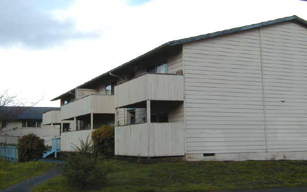 Sequoia Glen Apartments in Portland, OR - Building Photo - Building Photo