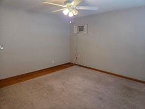 144 Raphael Rd in Totowa, NJ - Building Photo - Building Photo