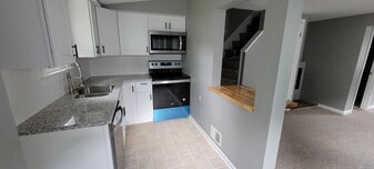 31 Walnut St in Phoenixville, PA - Building Photo