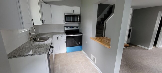 property at 31 Walnut St