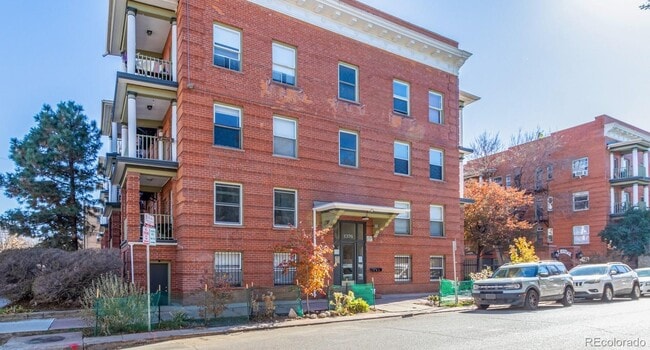 1376 N Pearl St, Unit B2 in Denver, CO - Building Photo - Building Photo