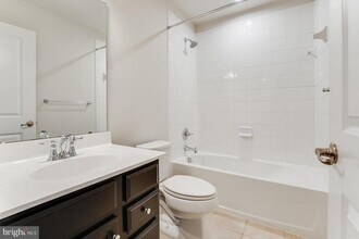 9907 Cedarmass Cir in Fredericksburg, VA - Building Photo - Building Photo
