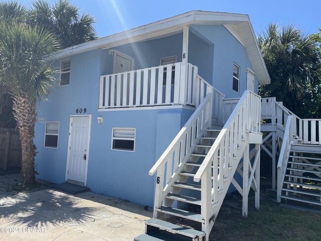 609 Ora St in Daytona Beach, FL - Building Photo - Building Photo