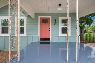 610 W 10th St in Georgetown, TX - Building Photo - Building Photo
