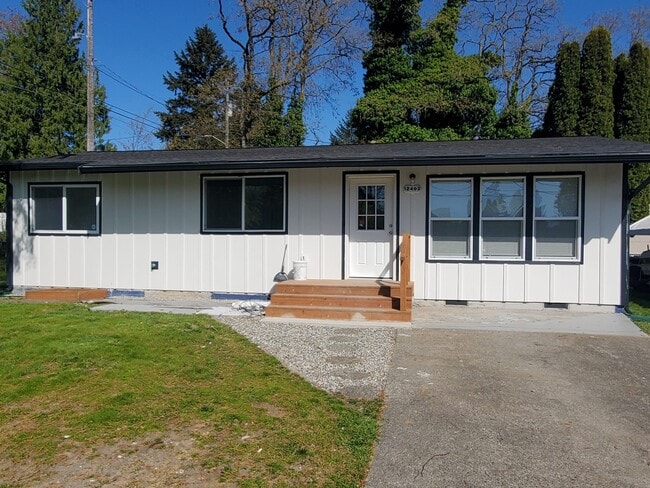 property at 12402 8th Ave SW