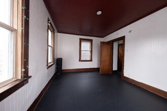 1022 Kenneth Ave in New Kensington, PA - Building Photo - Building Photo