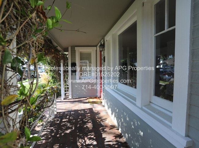 163 N A St in Tustin, CA - Building Photo - Building Photo
