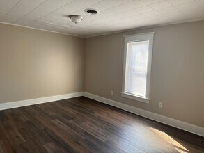 308 E Wheeling St in Lancaster, OH - Building Photo - Building Photo
