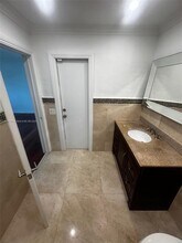 5200 Adams St in Hollywood, FL - Building Photo - Building Photo
