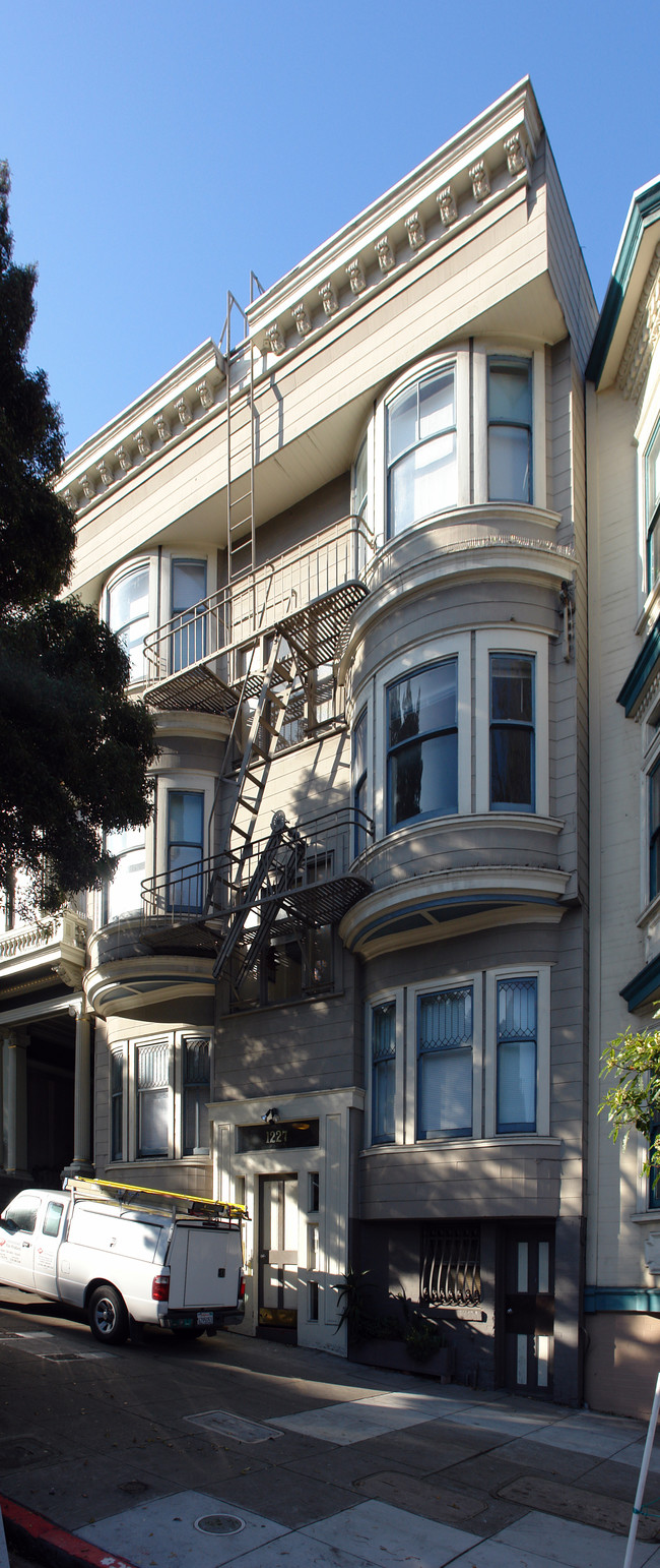 1227 Masonic Ave in San Francisco, CA - Building Photo - Building Photo