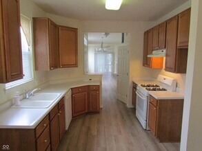 12468 Brookline St in Carmel, IN - Building Photo - Building Photo