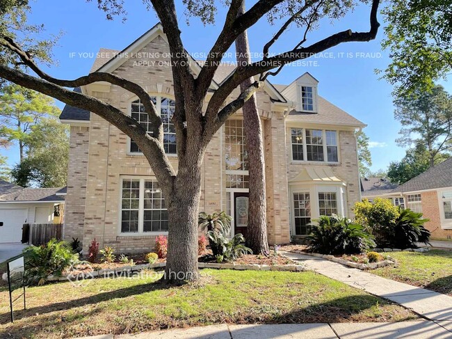 property at 14910 Summerland Cir